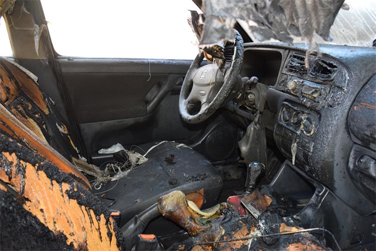 Slika /MUP-ILUSTRACIJE-NOVA GALERIJA/zzGLOBAL/požar auta.JPG